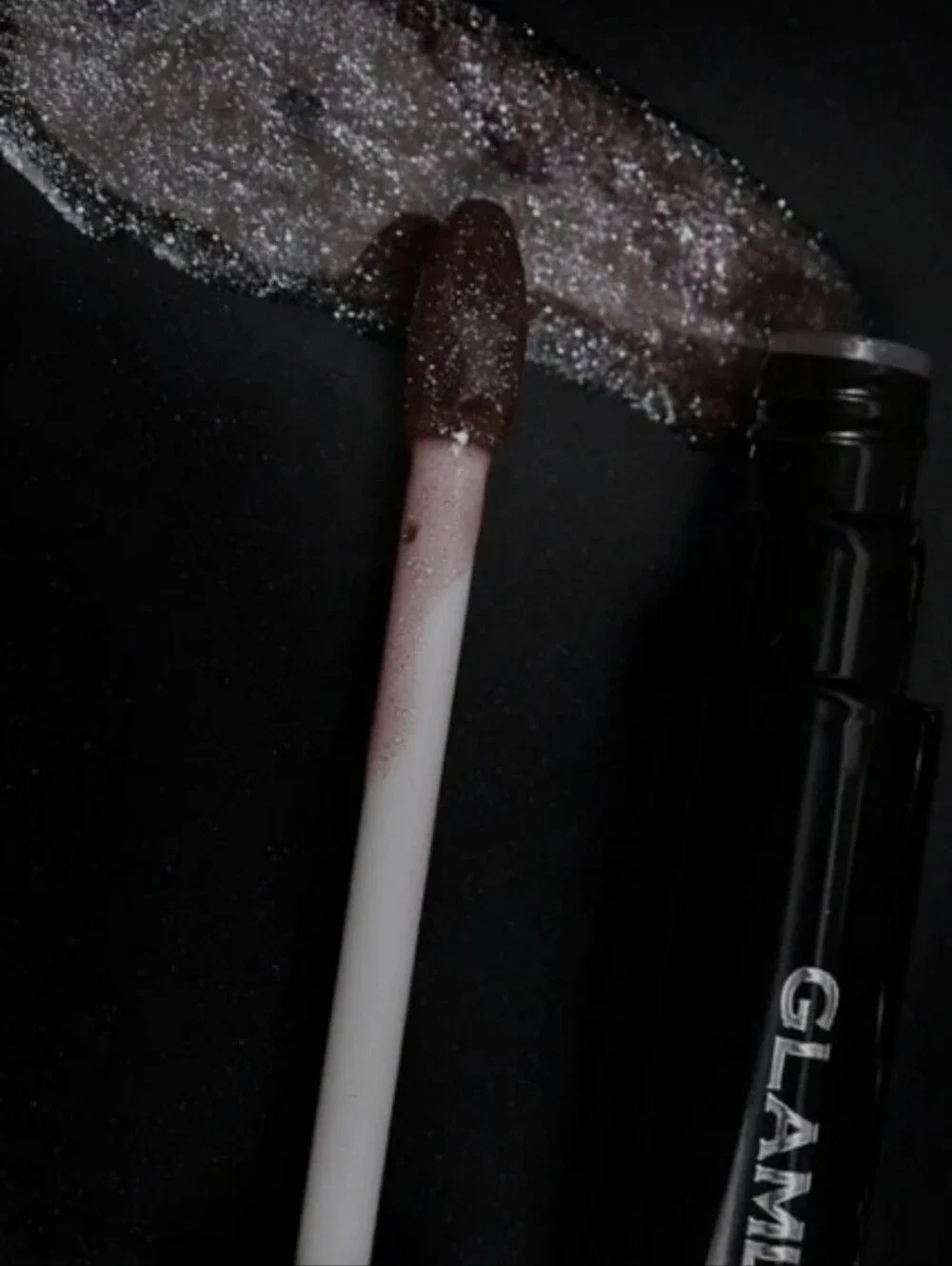 Glamlite Ghost Face Lip Kit